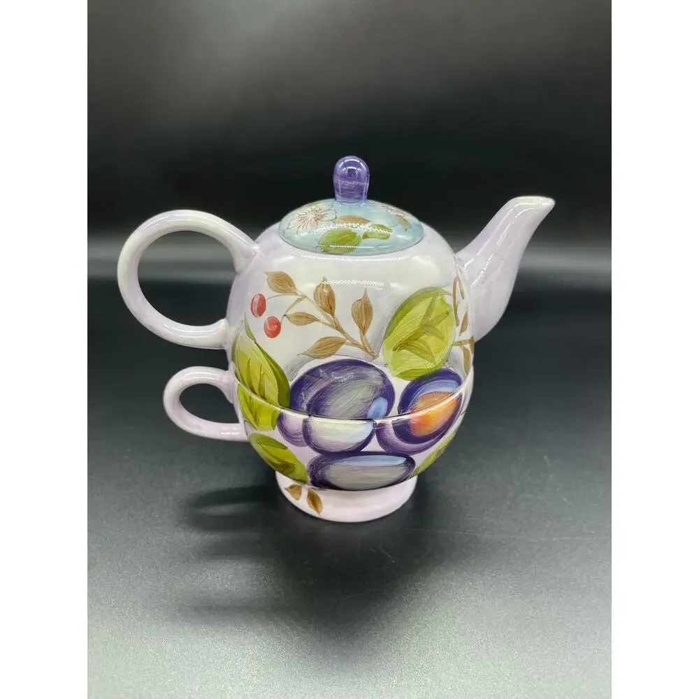 Gibson Elite Teapot with Cup with Fruit Design